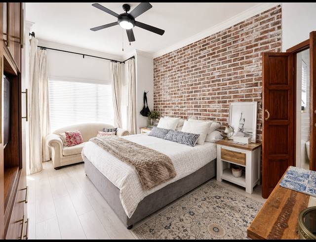5 BEDROOM GOLF ESTATE FOR SALE IN BLUE VALLEY GOLF ESTATE